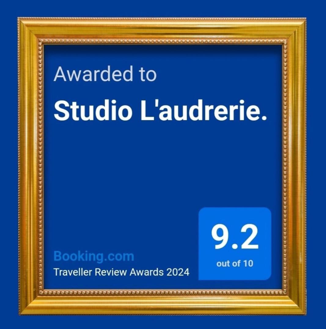 Studio L'Audrerie. Saint-Pardoux-Corbier ภายนอก รูปภาพ